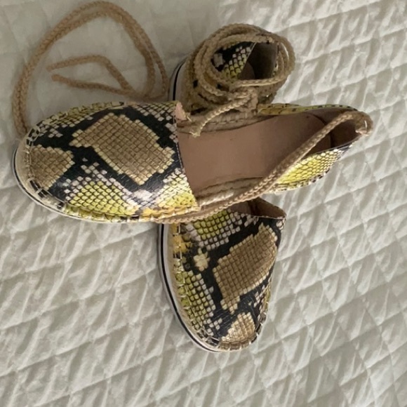 J.Lo by Jennifer Lopez Espadrille Sandals - Picture 2 of 3